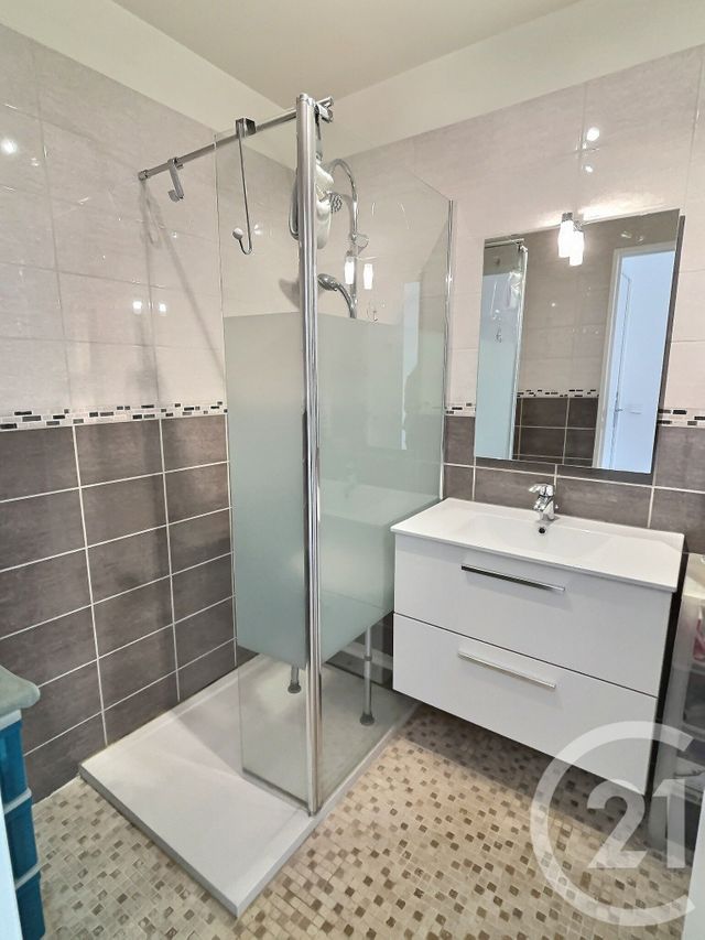 Appartement F3 &agrave; vendre - 3 pi&egrave;ces - 65,80 m2 - Valbonne - 06 - PROVENCE-ALPES-COTE-D-AZUR