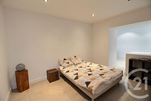 Afficher la photo en grand Maison à vendre - 5 pièces - 141,31 m2 - Chateauneuf Grasse - 06 - PROVENCE-ALPES-COTE-D-AZUR