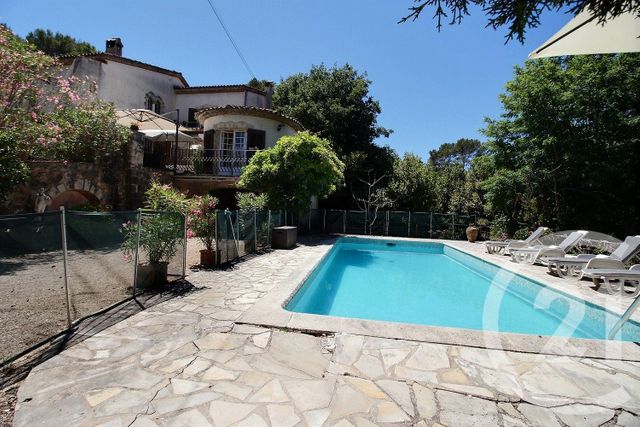 Maison &agrave; vendre - 8 pi&egrave;ces - 196,05 m2 - Valbonne - 06 - PROVENCE-ALPES-COTE-D-AZUR