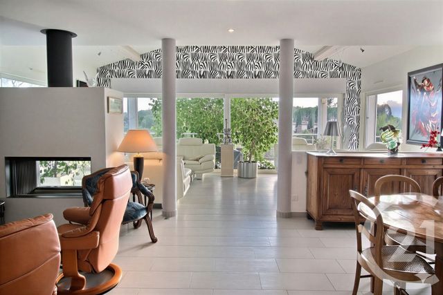 Maison &agrave; vendre - 6 pi&egrave;ces - 203,65 m2 - Valbonne - 06 - PROVENCE-ALPES-COTE-D-AZUR