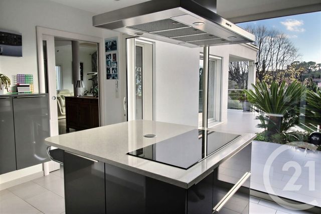 Maison &agrave; vendre - 6 pi&egrave;ces - 203,65 m2 - Valbonne - 06 - PROVENCE-ALPES-COTE-D-AZUR