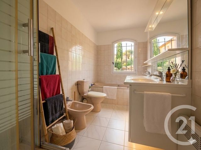 Maison &agrave; vendre - 6 pi&egrave;ces - 162,89 m2 - Valbonne - 06 - PROVENCE-ALPES-COTE-D-AZUR