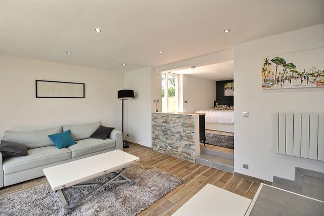 Maison à vendre - 7 pièces - 227 m2 - Valbonne - 06 - PROVENCE-ALPES-COTE-D-AZUR