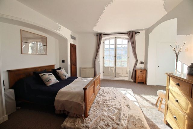 Maison à vendre - 5 pièces - 279,58 m2 - Valbonne - 06 - PROVENCE-ALPES-COTE-D-AZUR