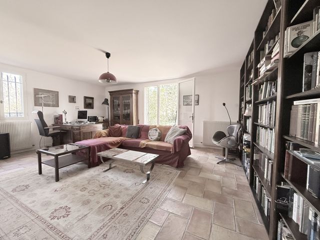 Maison à vendre - 6 pièces - 200 m2 - Chateauneuf Grasse - 06 - PROVENCE-ALPES-COTE-D-AZUR