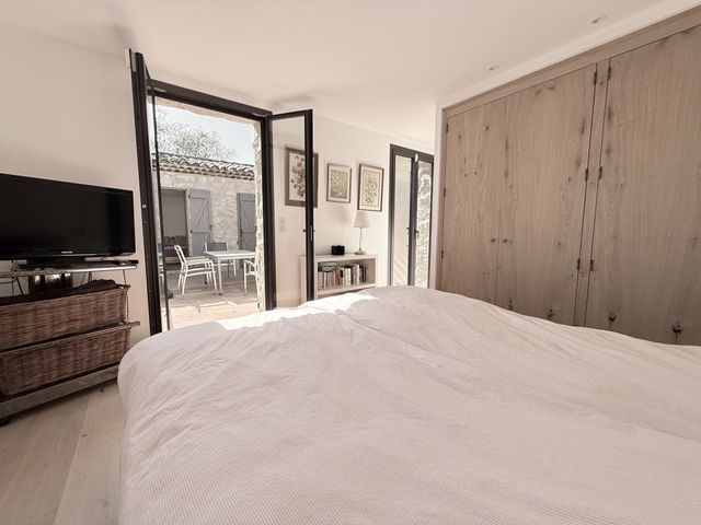 Maison à vendre - 6 pièces - 200 m2 - Chateauneuf Grasse - 06 - PROVENCE-ALPES-COTE-D-AZUR