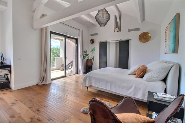 Maison &agrave; vendre - 7 pi&egrave;ces - 293,28 m2 - Valbonne - 06 - PROVENCE-ALPES-COTE-D-AZUR