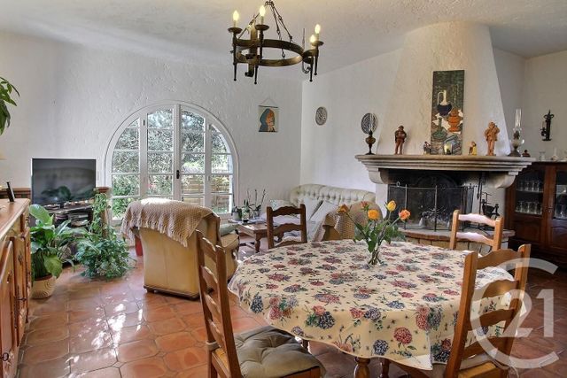 Maison à vendre - 5 pièces - 195 m2 - Biot - 06 - PROVENCE-ALPES-COTE-D-AZUR