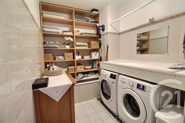 Maison à vendre - 6 pièces - 200 m2 - Biot - 06 - PROVENCE-ALPES-COTE-D-AZUR