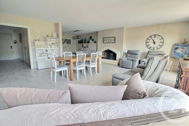 Maison à vendre - 6 pièces - 200 m2 - Biot - 06 - PROVENCE-ALPES-COTE-D-AZUR