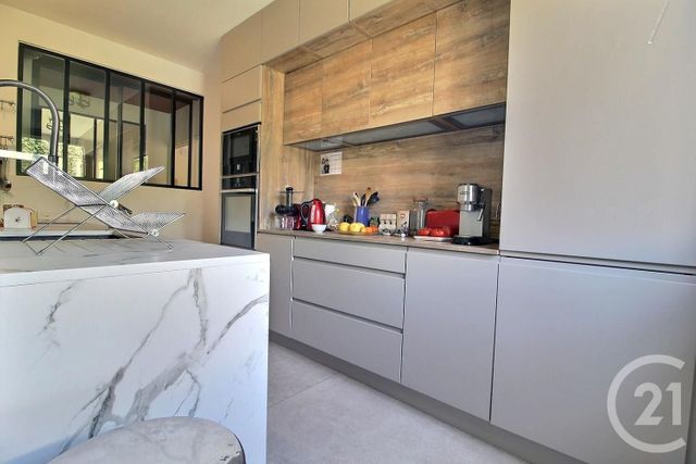Afficher la photo en grand Appartement F3 à vendre - 3 pièces - 78,70 m2 - Villeneuve Loubet - 06 - PROVENCE-ALPES-COTE-D-AZUR
