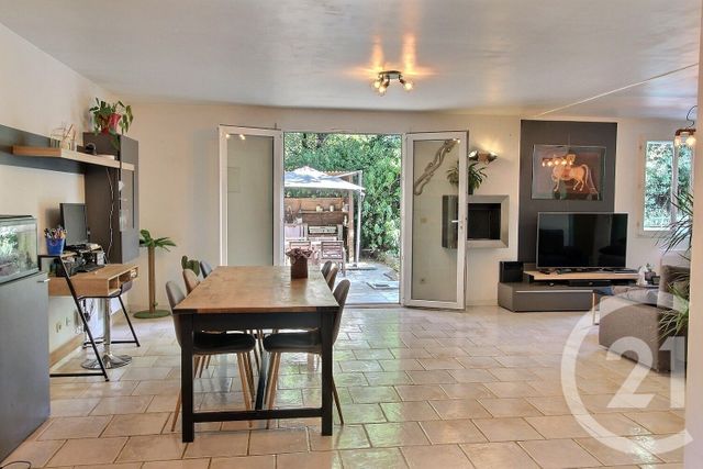 Maison à vendre - 4 pièces - 108 m2 - Roquefort Les Pins - 06 - PROVENCE-ALPES-COTE-D-AZUR