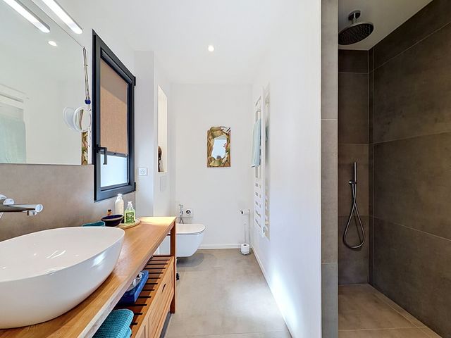 Maison &agrave; vendre - 6 pi&egrave;ces - 194 m2 - Biot - 06 - PROVENCE-ALPES-COTE-D-AZUR