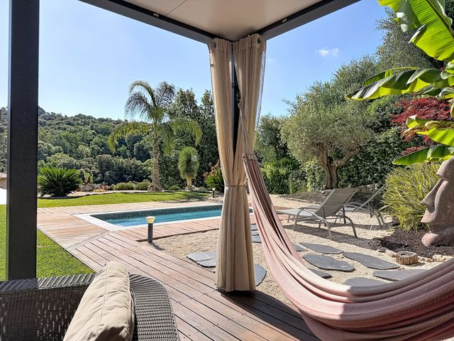 Maison &agrave; vendre - 6 pi&egrave;ces - 194 m2 - Biot - 06 - PROVENCE-ALPES-COTE-D-AZUR