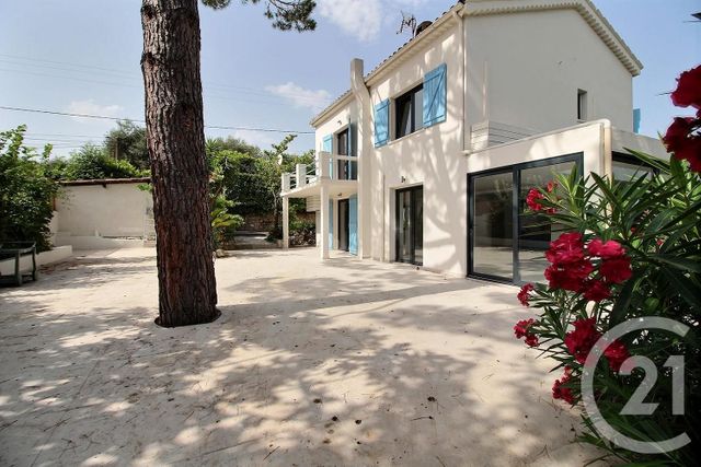 Maison à vendre - 7 pièces - 180 m2 - Le Rouret - 06 - PROVENCE-ALPES-COTE-D-AZUR