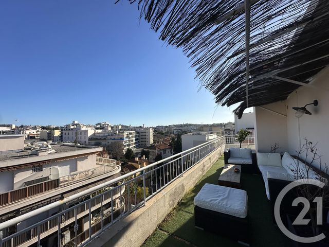 Appartement F3 à vendre - 3 pièces - 57 m2 - Juan Les Pins - 06 - PROVENCE-ALPES-COTE-D-AZUR