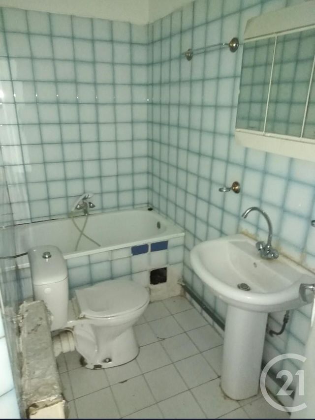 Appartement F1 bis à vendre - 2 pièces - 23 m2 - Le Rouret - 06 - PROVENCE-ALPES-COTE-D-AZUR