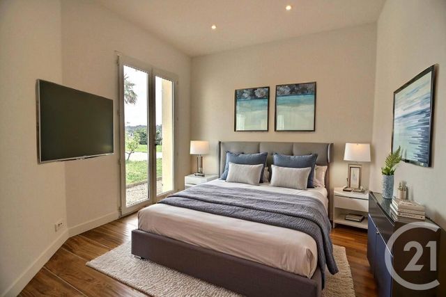 Afficher la photo en grand Maison à vendre - 6 pièces - 180 m2 - Grasse - 06 - PROVENCE-ALPES-COTE-D-AZUR