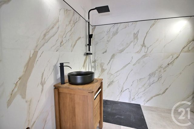 Afficher la photo en grand Maison à vendre - 6 pièces - 180 m2 - Grasse - 06 - PROVENCE-ALPES-COTE-D-AZUR