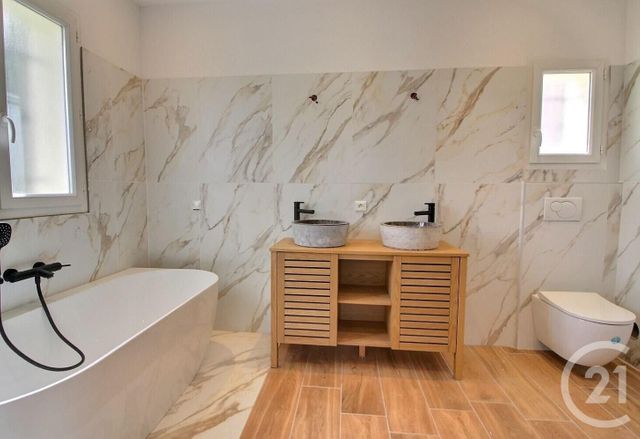 Afficher la photo en grand Maison à vendre - 6 pièces - 180 m2 - Grasse - 06 - PROVENCE-ALPES-COTE-D-AZUR