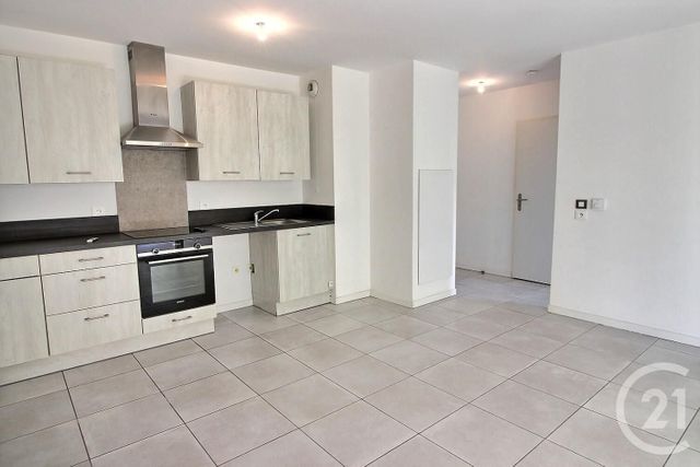 Appartement à vendre - 2 pièces - 38,45 m2 - Le Rouret - 06 - PROVENCE-ALPES-COTE-D-AZUR