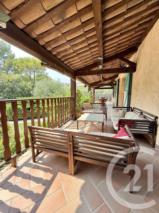 Maison à vendre - 6 pièces - 165 m2 - Chateauneuf Grasse - 06 - PROVENCE-ALPES-COTE-D-AZUR