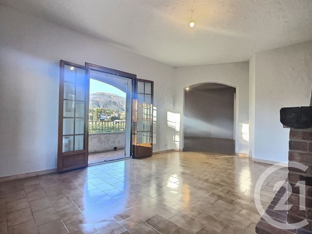 Maison à vendre - 6 pièces - 180 m2 - Le Rouret - 06 - PROVENCE-ALPES-COTE-D-AZUR