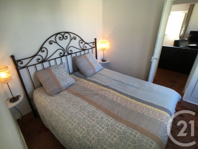 Appartement T2 à vendre - 2 pièces - 42 m2 - Grasse - 06 - PROVENCE-ALPES-COTE-D-AZUR