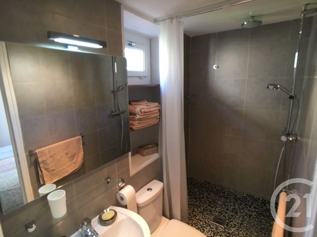 Appartement T2 à vendre - 2 pièces - 42 m2 - Grasse - 06 - PROVENCE-ALPES-COTE-D-AZUR