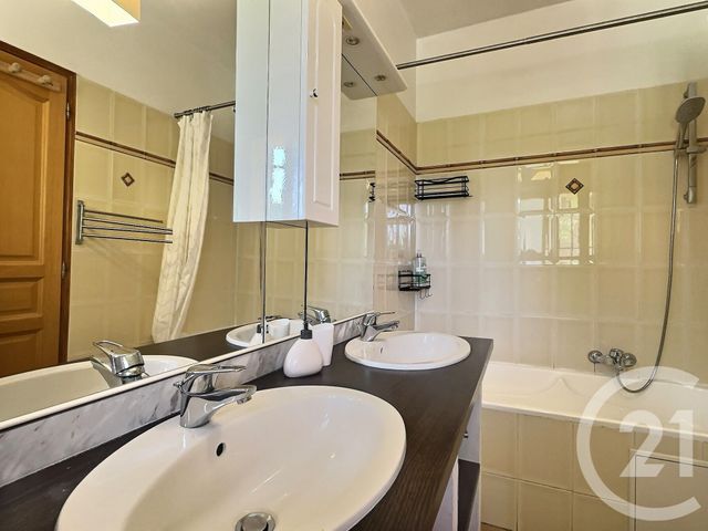 Maison à vendre - 5 pièces - 140 m2 - Grasse - 06 - PROVENCE-ALPES-COTE-D-AZUR