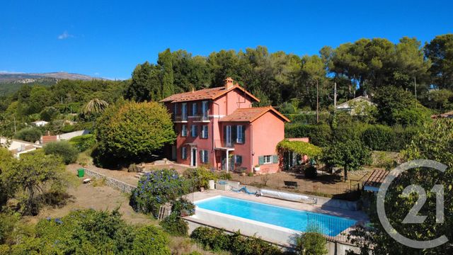 Maison à vendre - 9 pièces - 250 m2 - Chateauneuf Grasse - 06 - PROVENCE-ALPES-COTE-D-AZUR