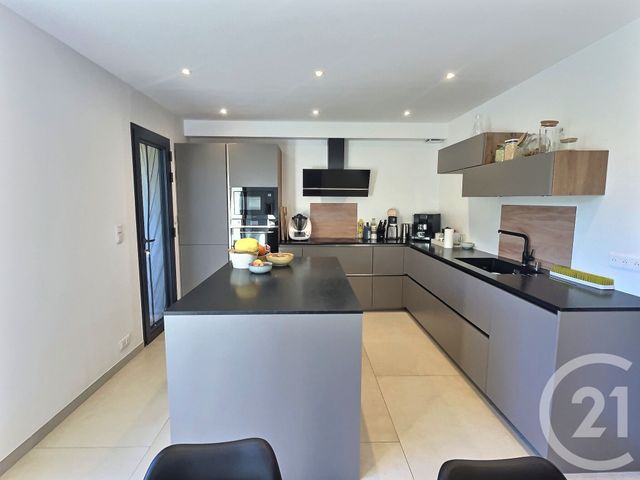 Maison à vendre - 5 pièces - 170 m2 - Grasse - 06 - PROVENCE-ALPES-COTE-D-AZUR