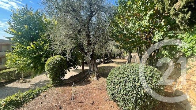 Appartement F3 à vendre - 3 pièces - 70 m2 - Grasse - 06 - PROVENCE-ALPES-COTE-D-AZUR