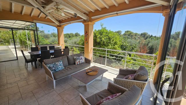 Maison &agrave; vendre - 6 pi&egrave;ces - 210 m2 - Chateauneuf Grasse - 06 - PROVENCE-ALPES-COTE-D-AZUR