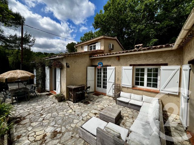 Maison &agrave; vendre - 5 pi&egrave;ces - 137,86 m2 - Le Rouret - 06 - PROVENCE-ALPES-COTE-D-AZUR