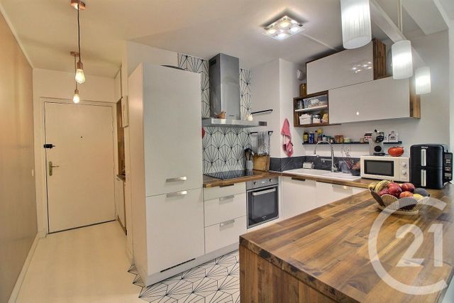 Appartement &agrave; vendre - 3 pi&egrave;ces - 62 m2 - Grasse - 06 - PROVENCE-ALPES-COTE-D-AZUR