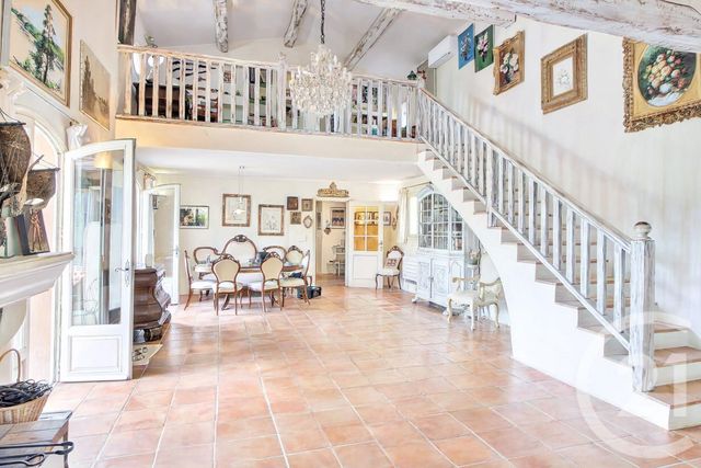 Maison &agrave; vendre - 4 pi&egrave;ces - 162,84 m2 - Le Rouret - 06 - PROVENCE-ALPES-COTE-D-AZUR
