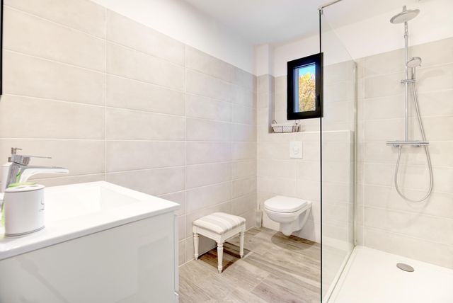 Maison à vendre - 5 pièces - 223 m2 - Chateauneuf Grasse - 06 - PROVENCE-ALPES-COTE-D-AZUR