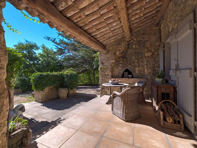 Maison à vendre - 8 pièces - 550 m2 - Chateauneuf Grasse - 06 - PROVENCE-ALPES-COTE-D-AZUR