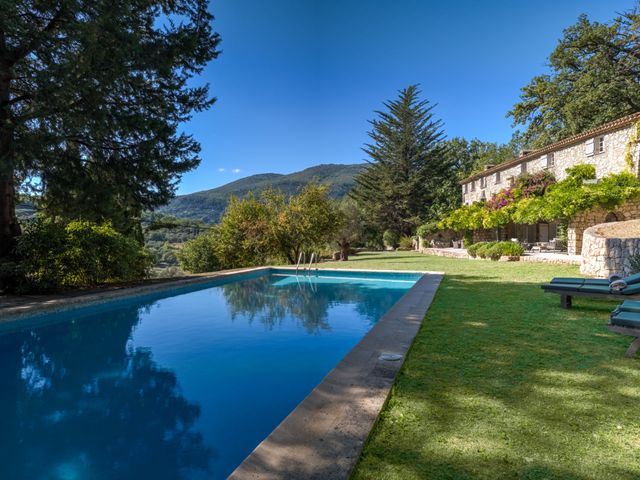 Maison à vendre - 8 pièces - 550 m2 - Chateauneuf Grasse - 06 - PROVENCE-ALPES-COTE-D-AZUR