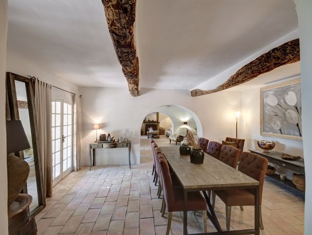 Maison à vendre - 8 pièces - 550 m2 - Chateauneuf Grasse - 06 - PROVENCE-ALPES-COTE-D-AZUR