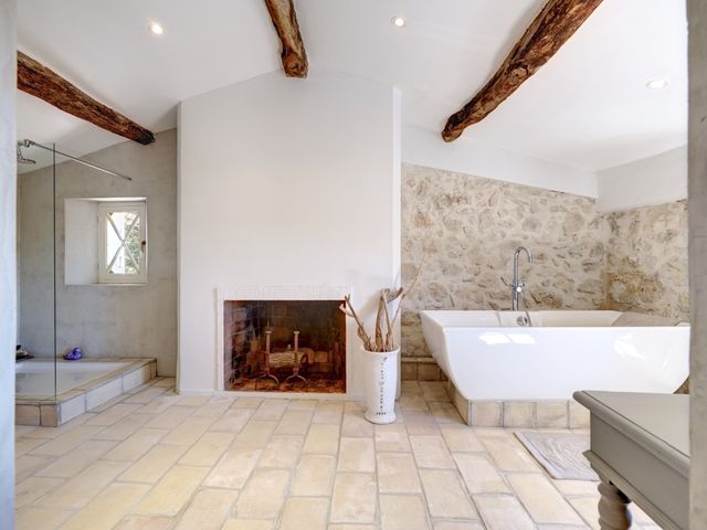 Maison à vendre - 8 pièces - 550 m2 - Chateauneuf Grasse - 06 - PROVENCE-ALPES-COTE-D-AZUR