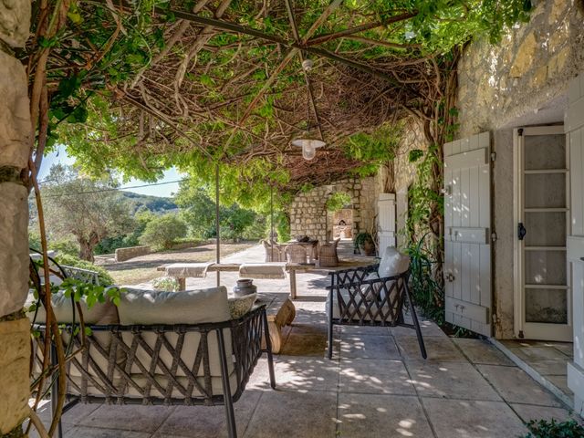 Maison à vendre - 8 pièces - 550 m2 - Chateauneuf Grasse - 06 - PROVENCE-ALPES-COTE-D-AZUR