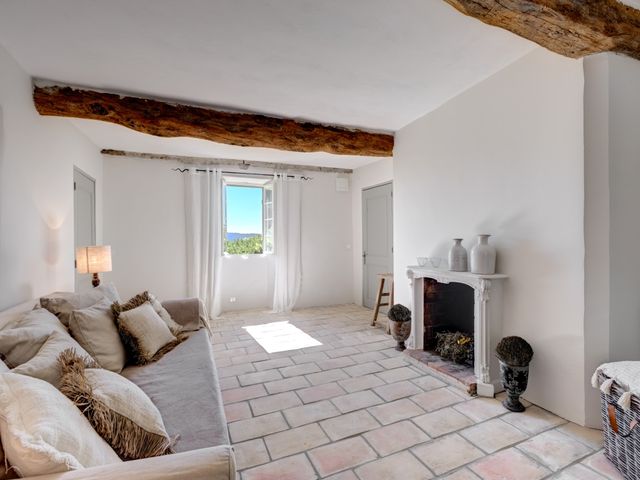 Maison à vendre - 8 pièces - 550 m2 - Chateauneuf Grasse - 06 - PROVENCE-ALPES-COTE-D-AZUR