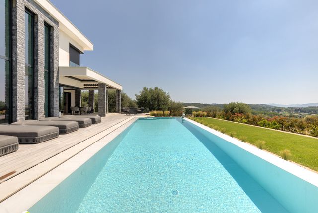 Maison à vendre - 7 pièces - 438 m2 - Opio - 06 - PROVENCE-ALPES-COTE-D-AZUR