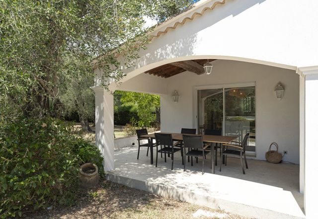 Maison à vendre - 5 pièces - 160 m2 - Le Rouret - 06 - PROVENCE-ALPES-COTE-D-AZUR