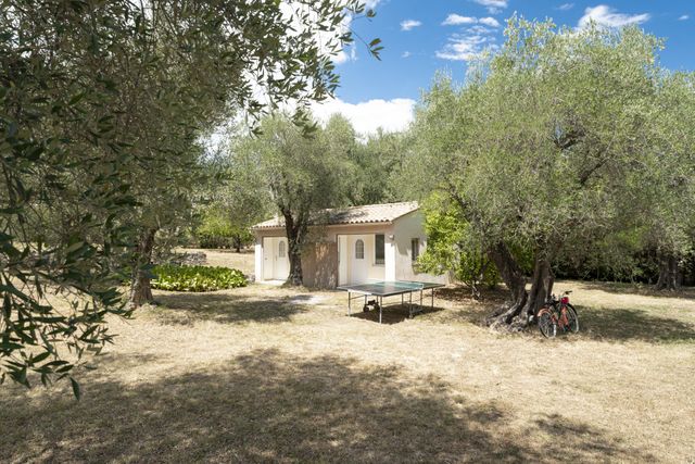 Maison à vendre - 5 pièces - 160 m2 - Le Rouret - 06 - PROVENCE-ALPES-COTE-D-AZUR