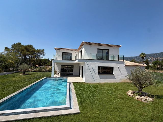 Maison &agrave; vendre - 5 pi&egrave;ces - 200 m2 - Peymeinade - 06 - PROVENCE-ALPES-COTE-D-AZUR