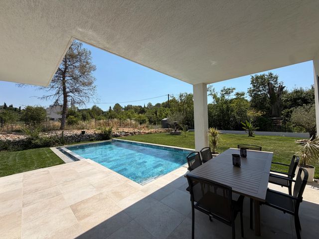 Maison &agrave; vendre - 5 pi&egrave;ces - 200 m2 - Peymeinade - 06 - PROVENCE-ALPES-COTE-D-AZUR