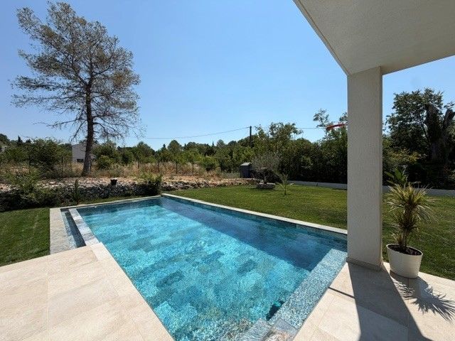 Maison &agrave; vendre - 5 pi&egrave;ces - 200 m2 - Peymeinade - 06 - PROVENCE-ALPES-COTE-D-AZUR